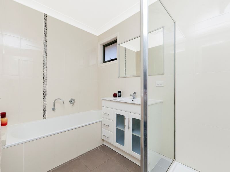 34 Glow Worm Grove, Harrison ACT 2914