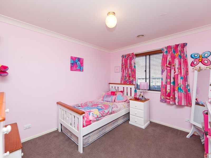 97 Templestowe Avenue, Conder ACT 2906