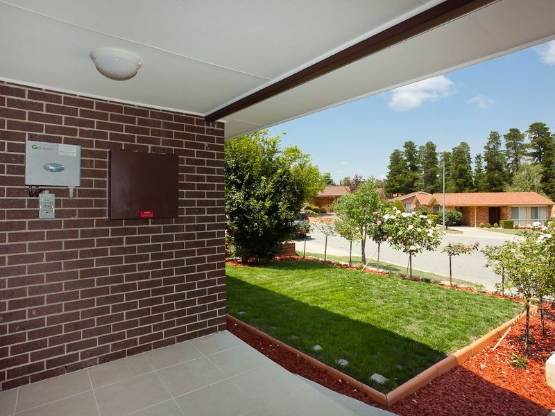14 Gratton Place, Isaacs ACT 2607