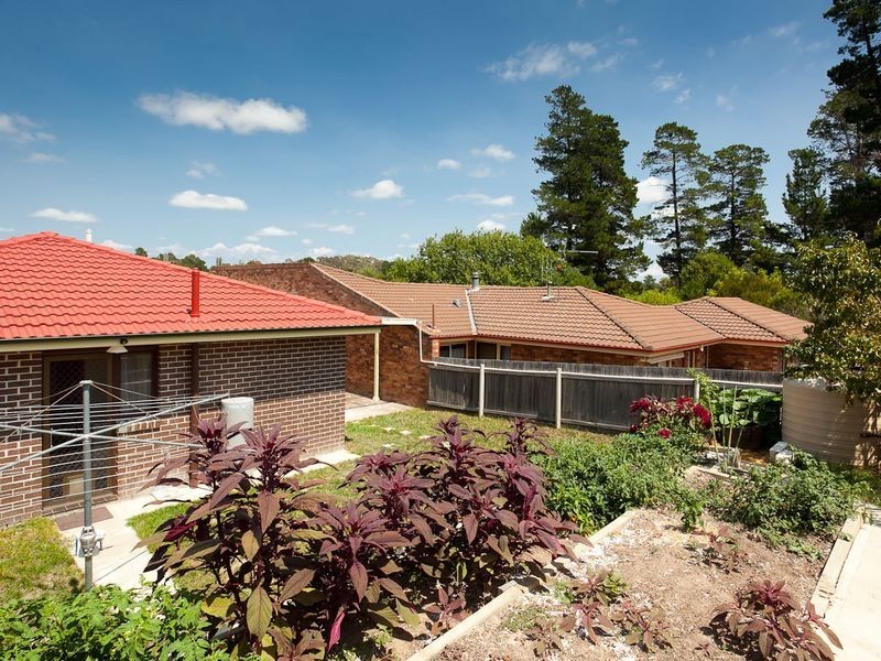 14 Gratton Place, Isaacs ACT 2607