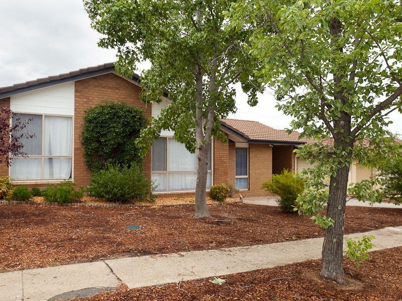 26 Summerland Circuit, Kambah ACT 2902