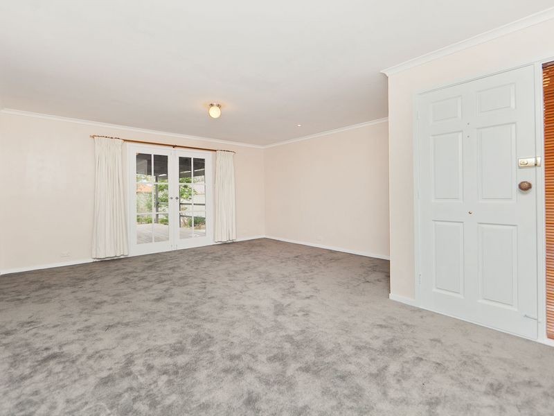 26 Summerland Circuit, Kambah ACT 2902