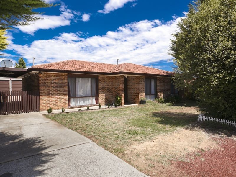 34 Outtrim Avenue, Calwell ACT 2905