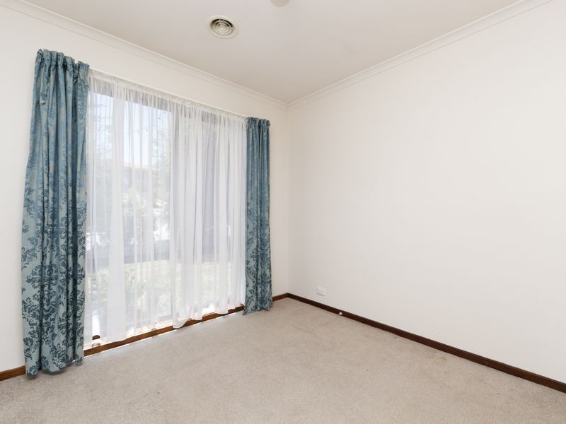 34 Outtrim Avenue, Calwell ACT 2905