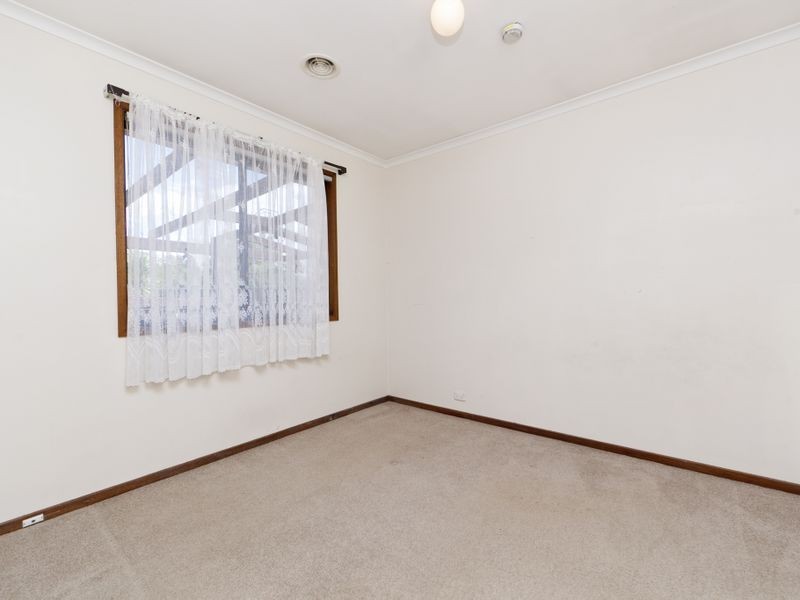 34 Outtrim Avenue, Calwell ACT 2905