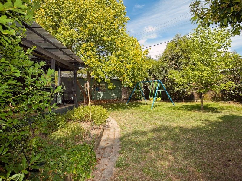 2 McKenna Street, Wanniassa ACT 2903