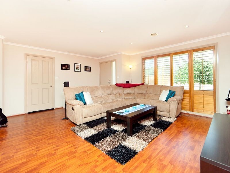 33/67 Barraclough Crescent, Monash ACT 2904