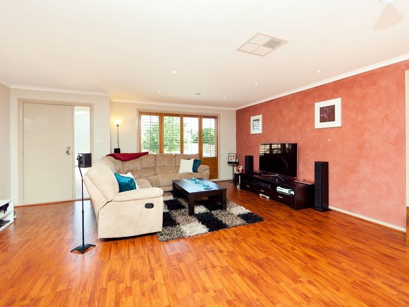 33/67 Barraclough Crescent, Monash ACT 2904