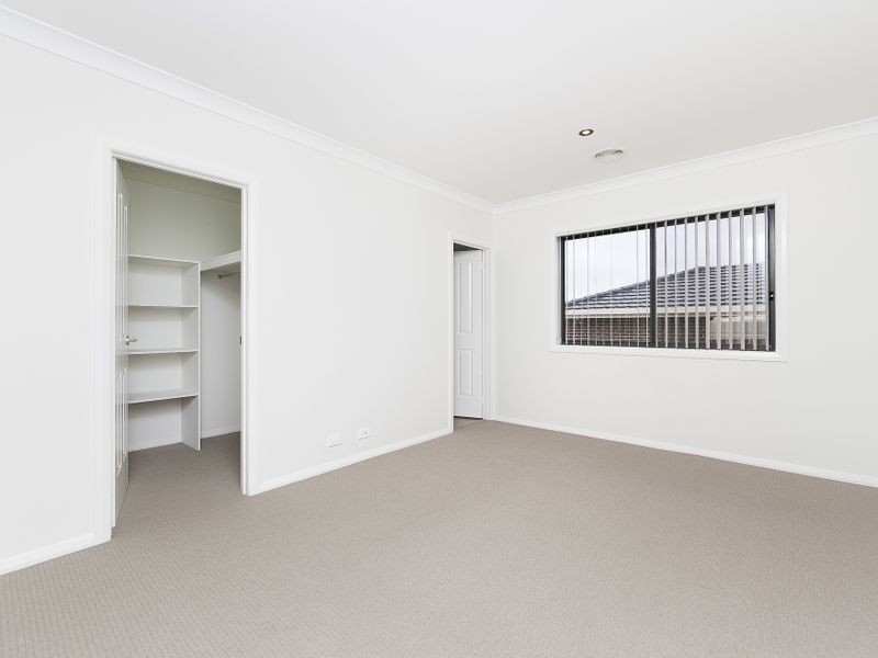 133 Amy Ackman Street, Forde ACT 2914