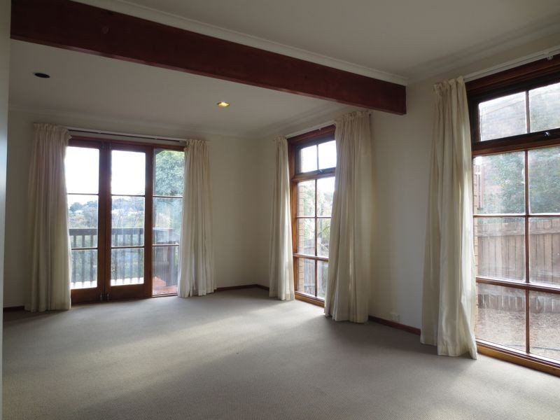 301 Bugden Avenue, Fadden ACT 2904