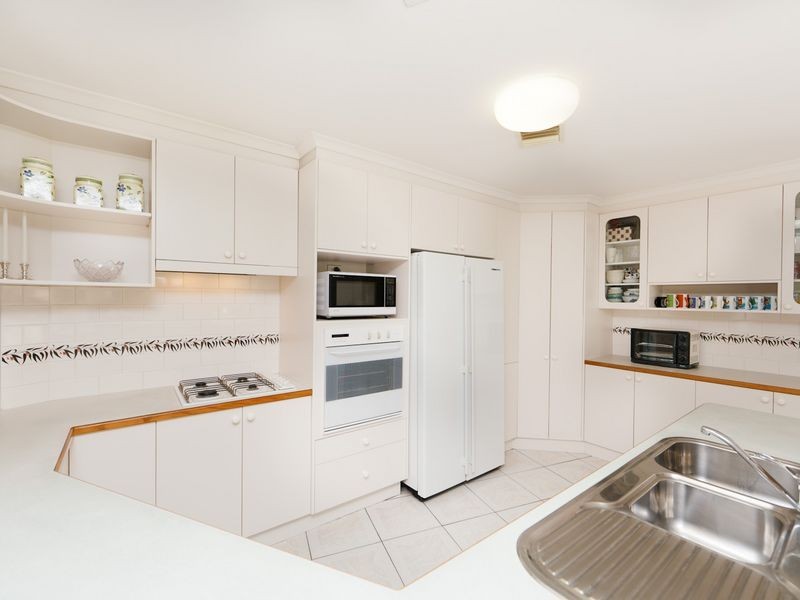 25 Sparkes Close, Fadden ACT 2904