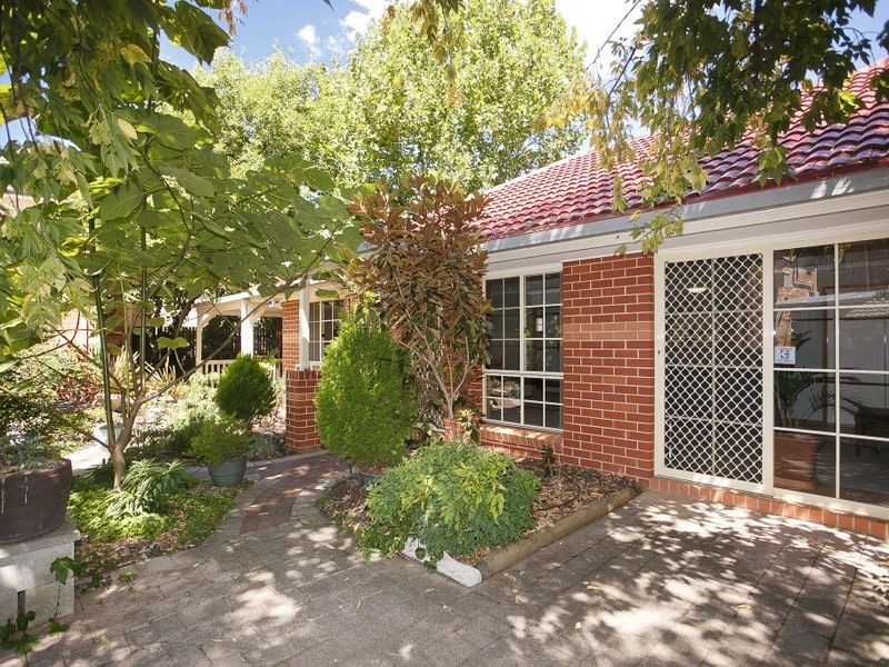 11A Hamilton Row, Yarralumla ACT 2600