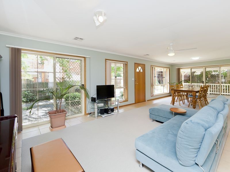 11A Hamilton Row, Yarralumla ACT 2600