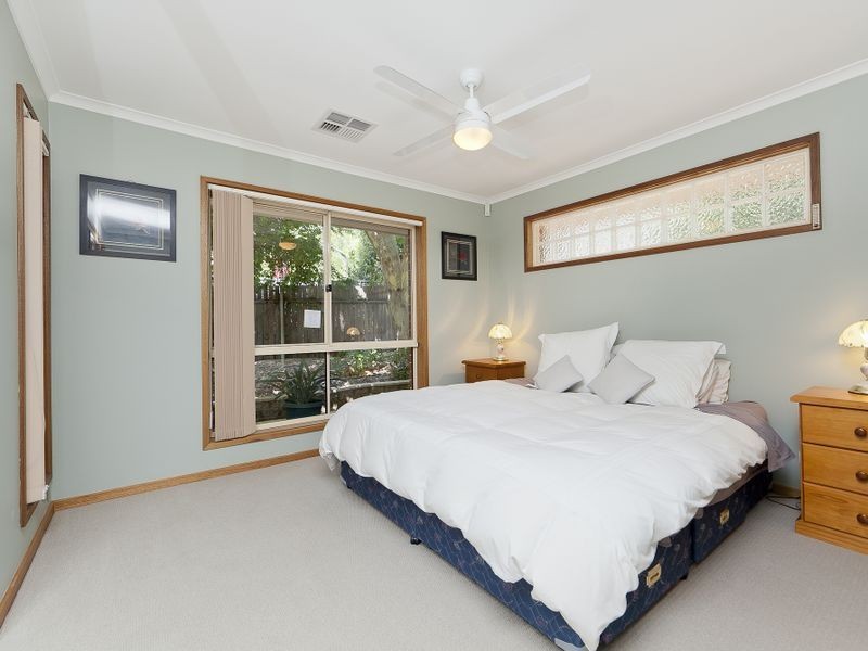 11A Hamilton Row, Yarralumla ACT 2600