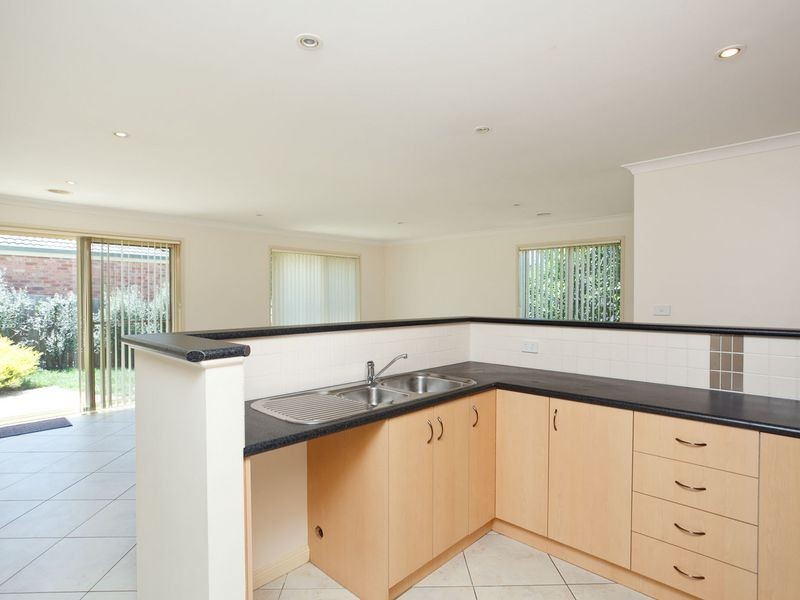 32 Keys Crescent, Wanniassa ACT 2903