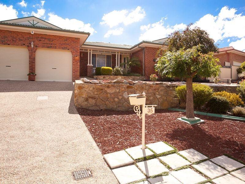35 Mentone View, Conder ACT 2906