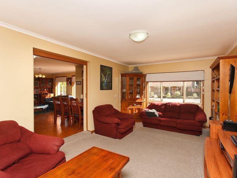 11 McLuckie Crescent, Banks ACT 2906