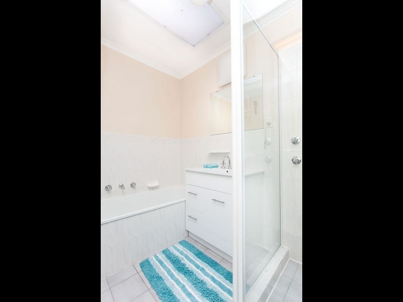 11 McLuckie Crescent, Banks ACT 2906