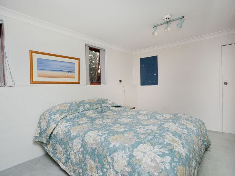 12 Maughan Crescent, Fadden ACT 2904