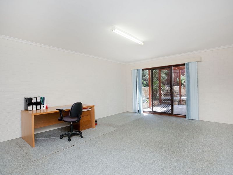 12 Maughan Crescent, Fadden ACT 2904
