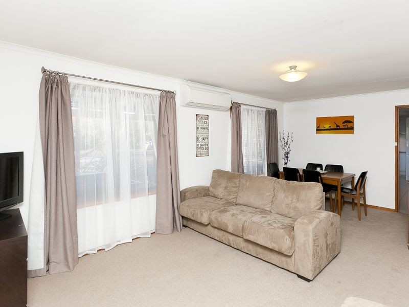 69 Beattie Crescent, Chisholm ACT 2905