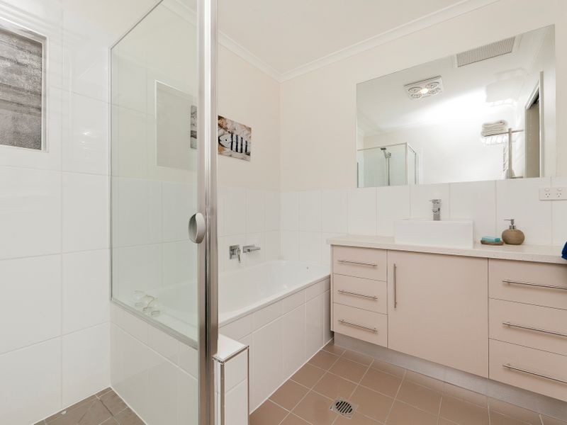 7 Robin Place, Gordon ACT 2906
