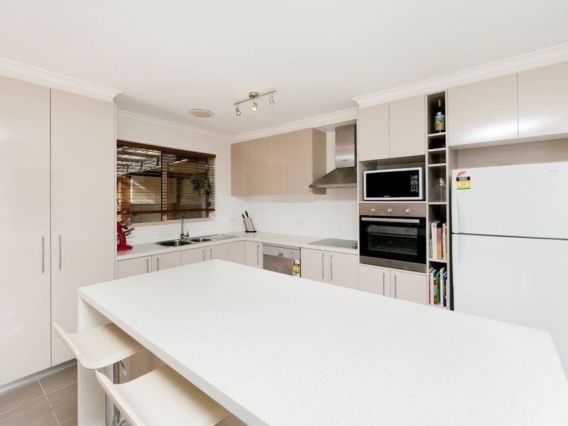7 Robin Place, Gordon ACT 2906