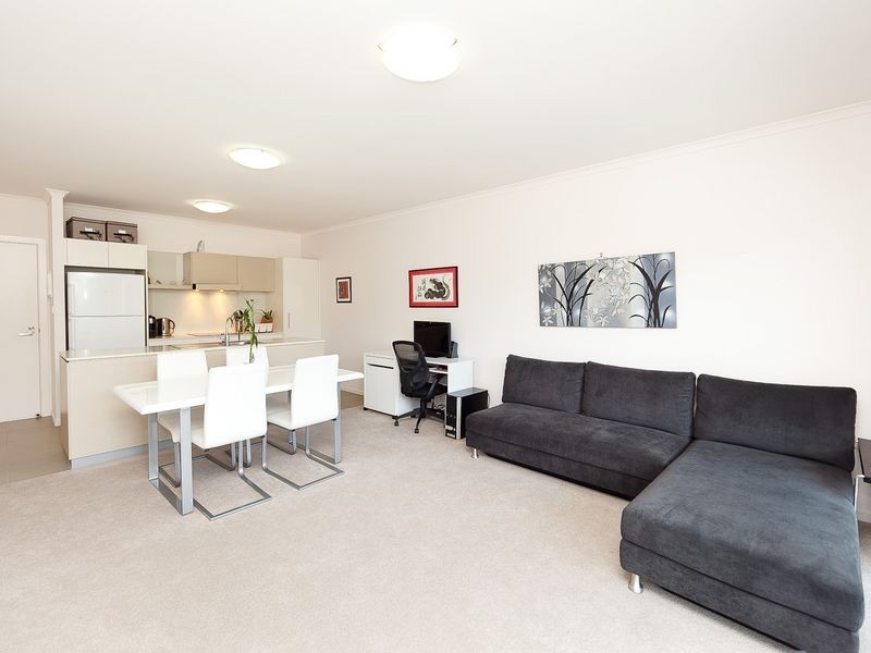 30/58 Cowlishaw Street, Greenway ACT 2900