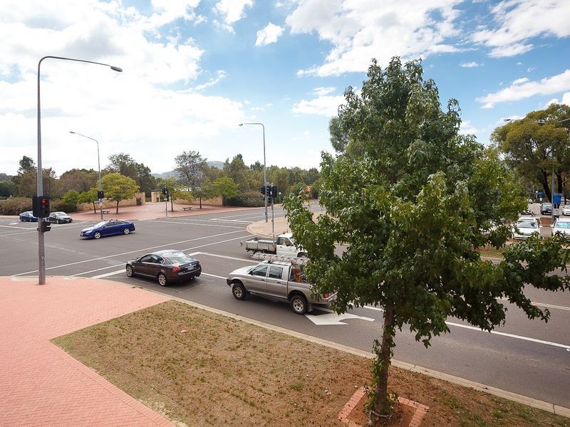 30/58 Cowlishaw Street, Greenway ACT 2900