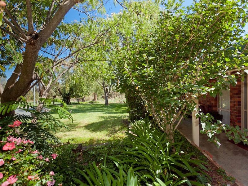 6 Ford Place, Gordon ACT 2906