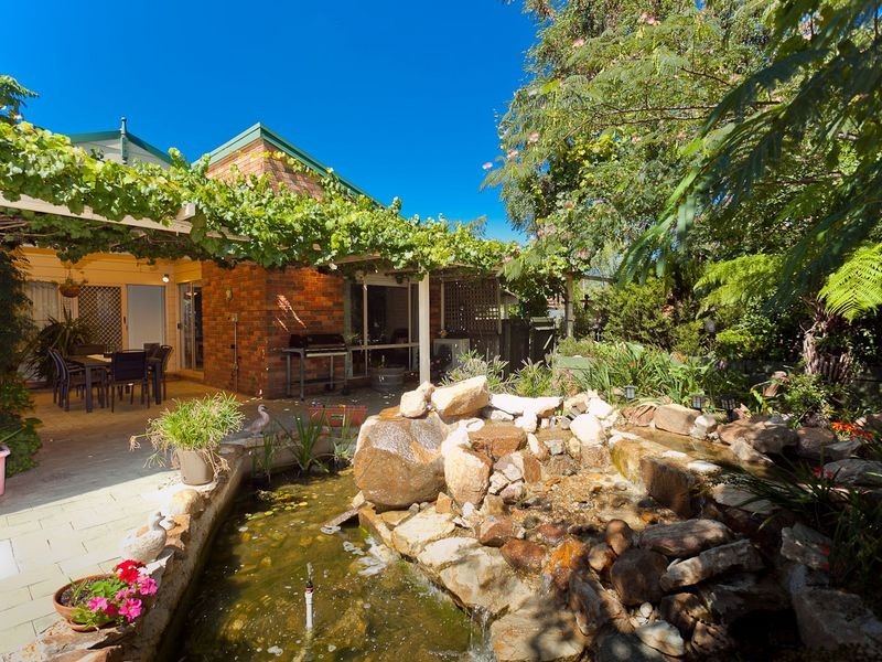 6 Ford Place, Gordon ACT 2906