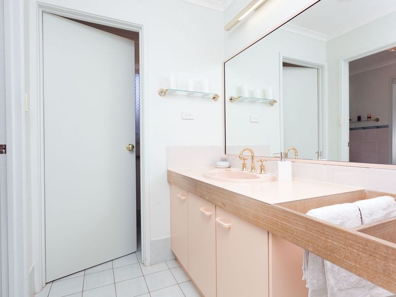 6 Ford Place, Gordon ACT 2906