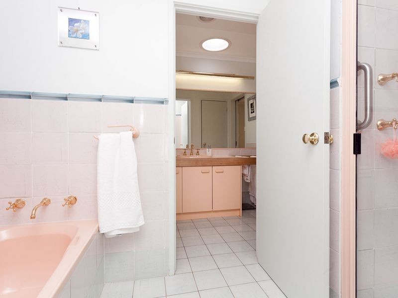 6 Ford Place, Gordon ACT 2906