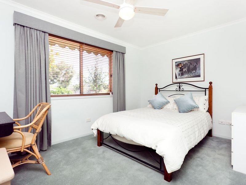 6 Ford Place, Gordon ACT 2906