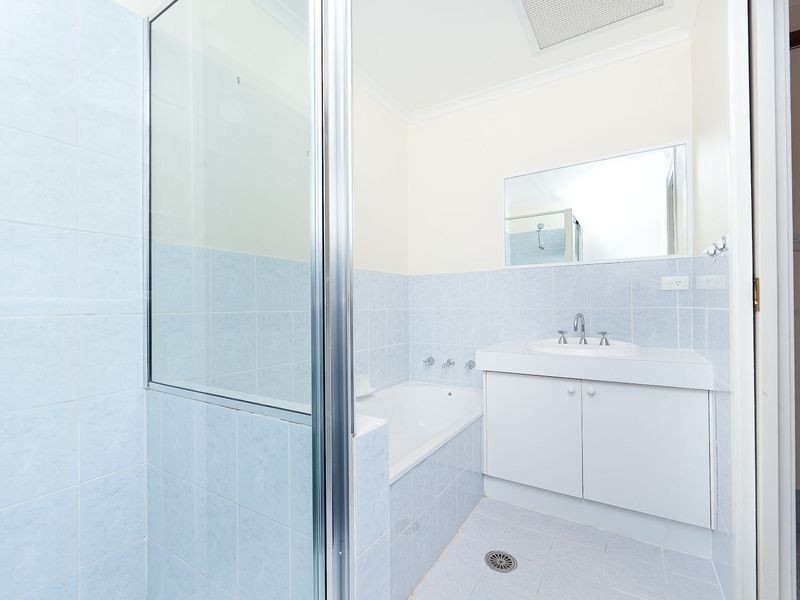 15/3 Riddle Place, Gordon ACT 2906