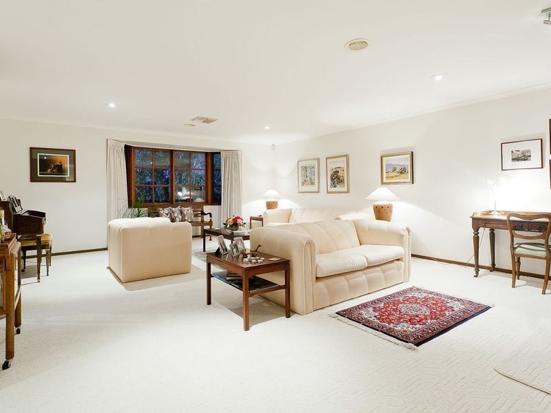 34 Appel Crescent, Fadden ACT 2904