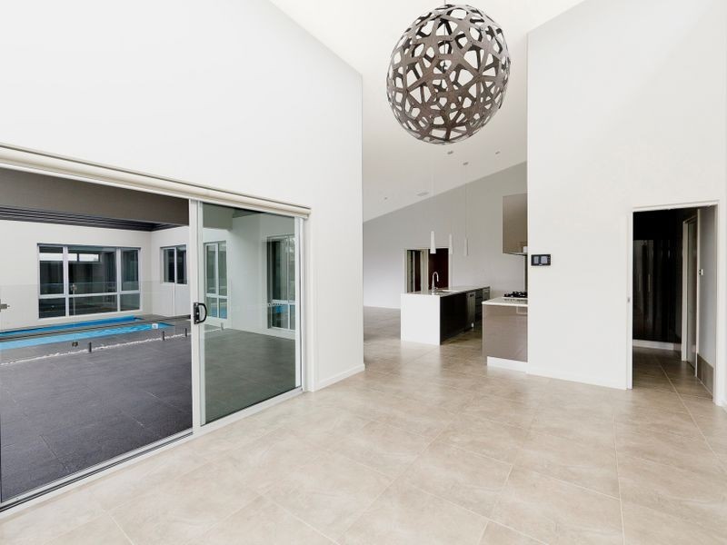 6 Kevin Curtis Crescent, Casey ACT 2913