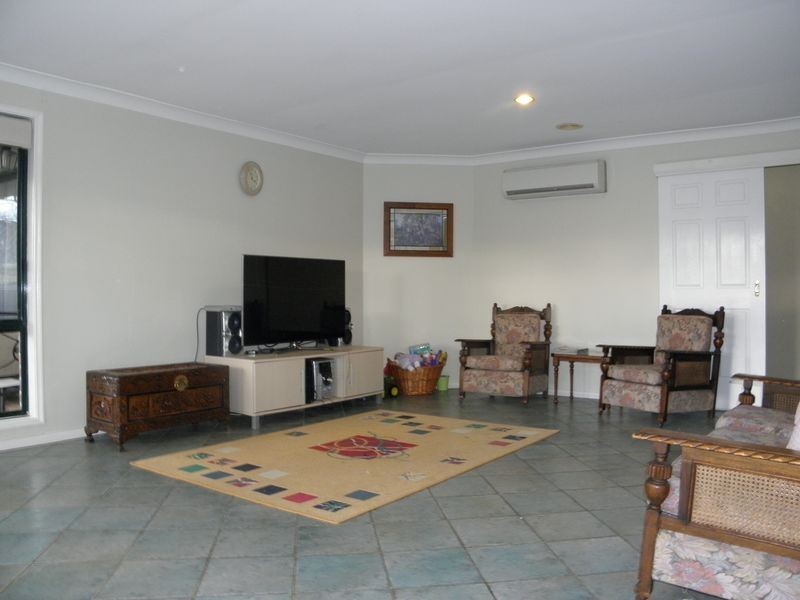 18 Kirkwood Crescent, Gordon ACT 2906