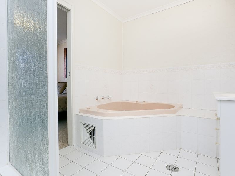 6/48 Sid Barnes Crescent, Gordon ACT 2906