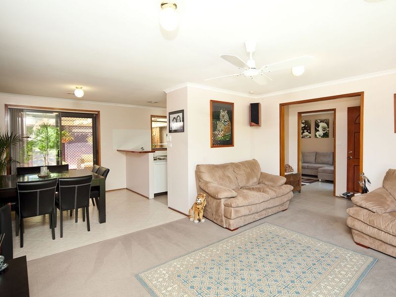 11 Outtrim Avenue, Calwell ACT 2905