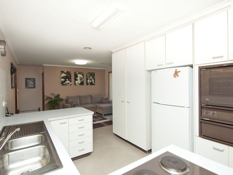 11 Outtrim Avenue, Calwell ACT 2905