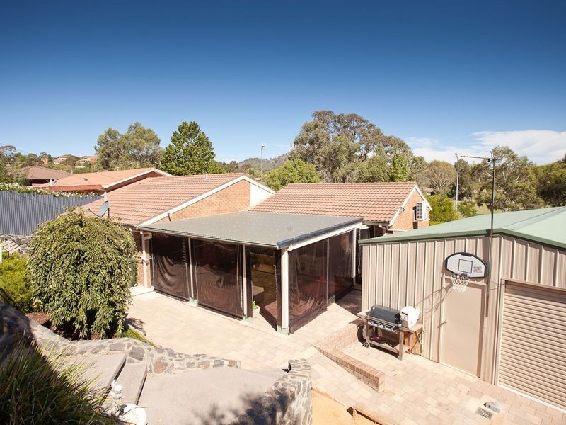 11 Outtrim Avenue, Calwell ACT 2905