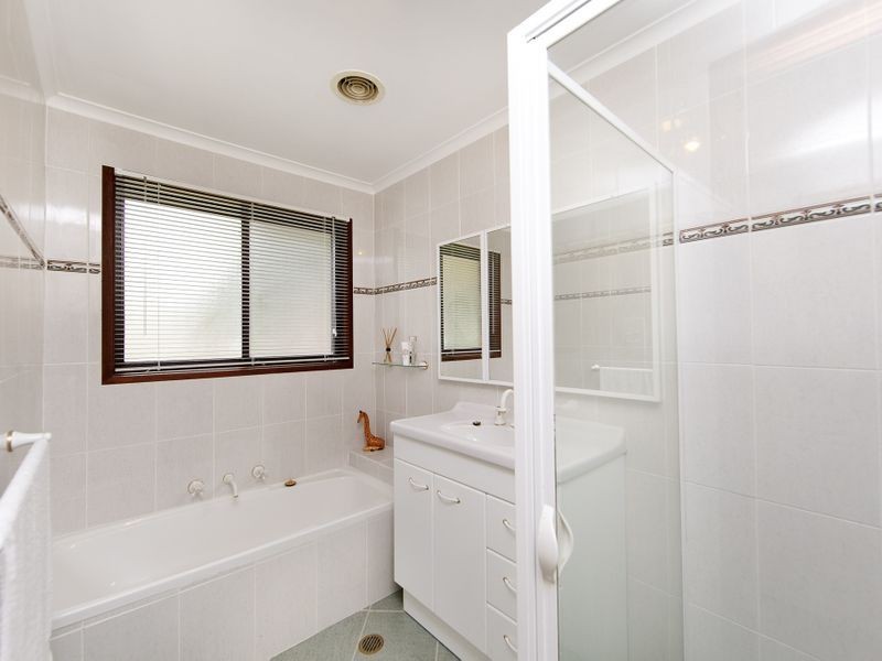 2 Whitfeld Street, Monash ACT 2904