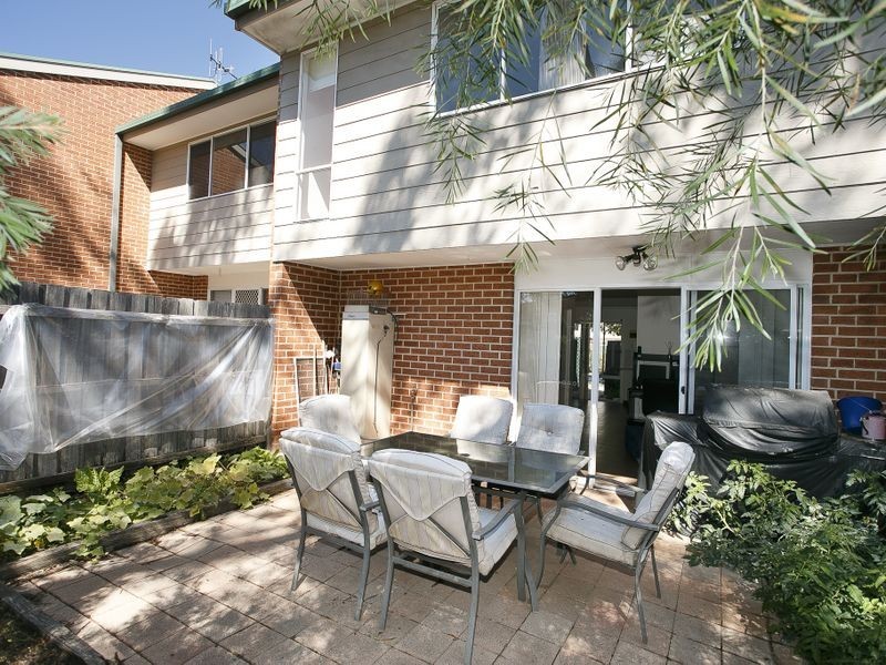 2/33 Yarrawonga Street, Ngunnawal ACT 2913