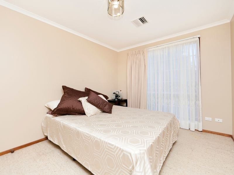 8 Bracker Place, Macarthur ACT 2904