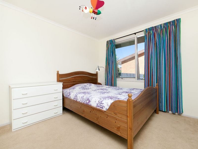 27 Guthridge Crescent, Wanniassa ACT 2903