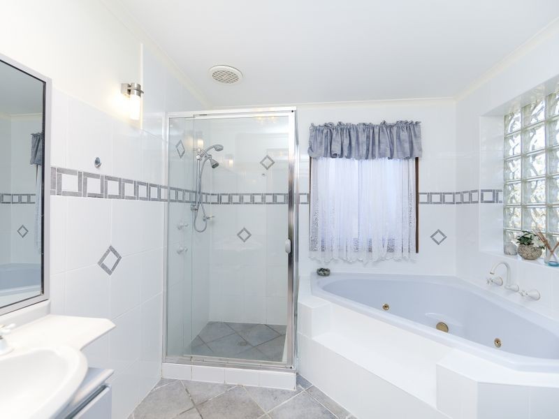 32 Hurtle Avenue, Bonython ACT 2905