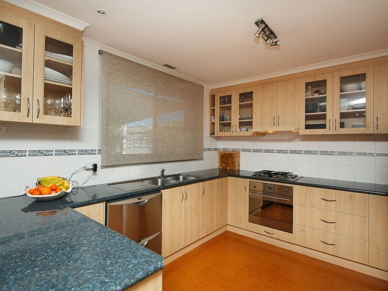 4 Clayton Place, Fadden ACT 2904