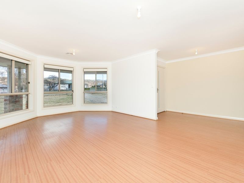 39 Ryrie Street, Michelago NSW 2620