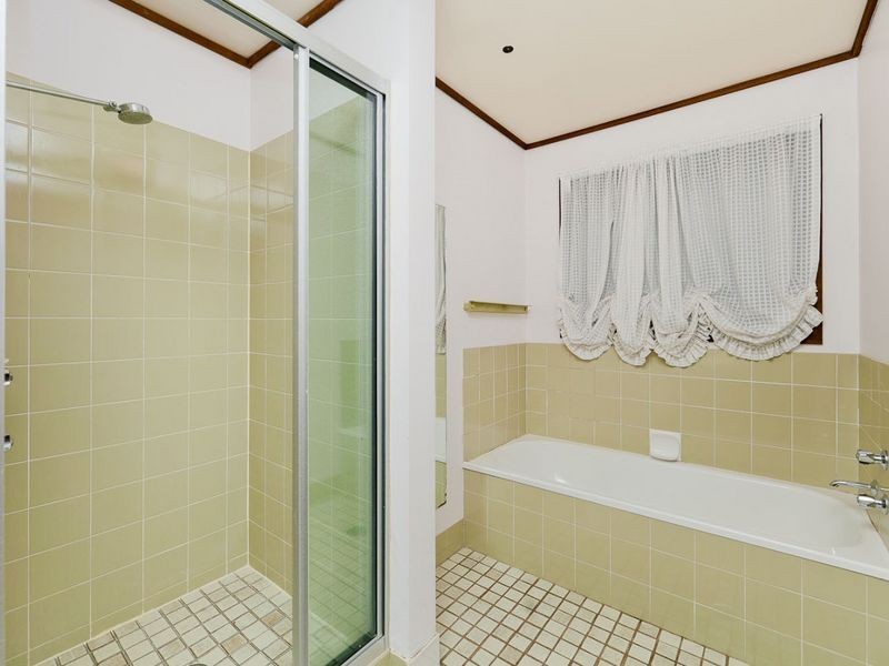 6 Bear Place, Chisholm ACT 2905